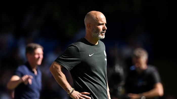 Enzo Maresca Enzo Maresca, Head Coach of Chelsea, looks on during the Premier League match between Chelsea and Crystal Palace at Stamford Bridge on August 17, 2025 in London, England. (Photo by Darren Walsh/Chelsea FC via Getty Images)