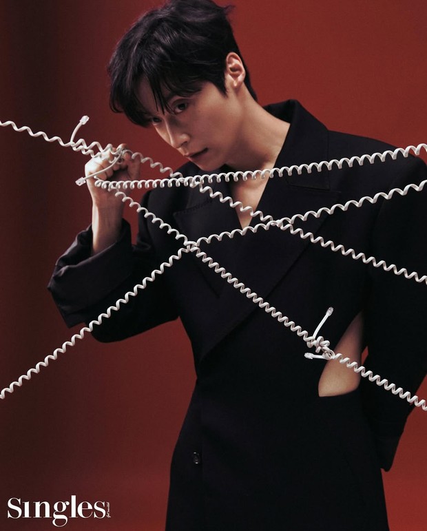 Heo Nam Jun di pemotretan majalah Single Magazine / Foto : instagram.com/singlesmagazine Heo Nam Jun di pemotretan majalah Single Magazine / Foto : instagram.com/singlesmagazine