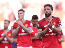 Ryan Giggs Pasang Badan buat Bruno Fernandes