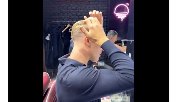 Meme Kocak Viktor Gyokeres, Cuma Sibuk Rapikan Rambut