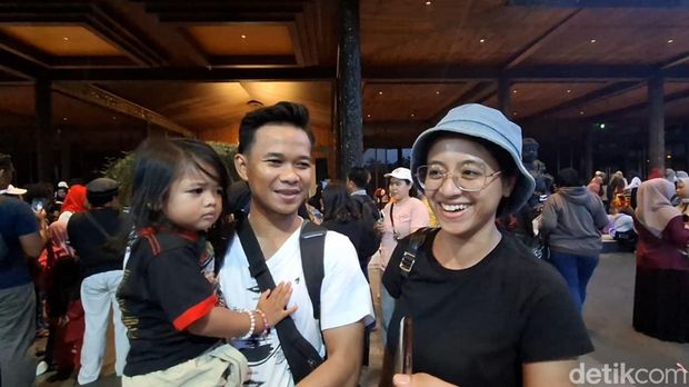 Tarian Reog Ponorogo saat libur cuti bersama HUT RI di TMII, Jakarta Timur, Senin (18/8/2025). (Fadil/detikcom)