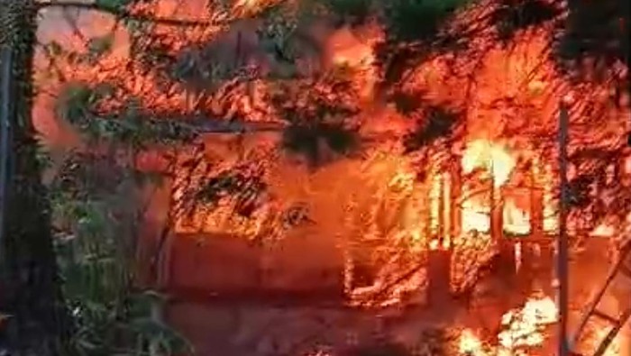 Tragedi Kebakaran di Tomohon 3 Tewas, Termasuk Pemilik Homestay Lansia