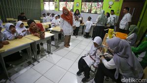 Antusiasme Pelajar SD Jalani Imunisasi HPV