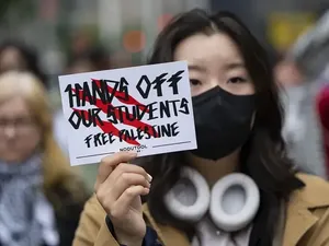 Ikut Demo Dukung Palestina, Visa 6.000 Mahasiswa Asing Dicabut AS Ikut Demo Dukung Palestina, Visa 6.000 Mahasiswa Asing Dicabut AS