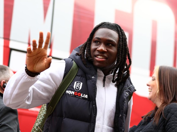 LONDON, ENGLAND - FEBRUARY 15: Calvin Bassey of Fulham arrives at the stadium prior to the Premier League match between Fulham FC and Nottingham Forest FC at Craven Cottage on February 15, 2025 in London, England. (Photo by Clive Rose/Getty Images)