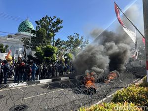 Fakta-fakta Demo Ricuh Kenaikan PBB di Bone: Pemicu hingga Korban Luka Fakta-fakta Demo Ricuh Kenaikan PBB di Bone: Pemicu hingga Korban Luka