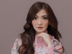 Itammar Sembiring Kenang Suami Tercinta Lewat Secepat Ini