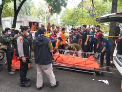 Geger Jasad Pria Tanpa Identitas Mengambang di Kali Cideng Jakpus