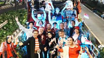 Artis Top Tumpah Ruah: Meriahnya Karnaval Kemerdekaan Budaya!