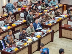 2 Kali Danantara Rapat dengan DPR Secara Tertutup, Ada Apa?