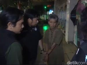 Lansia Makassar Panjat Pagar-Curi 5 Sepatu di Kompleks Perwira TNI Ditangkap Lansia Makassar Panjat Pagar-Curi 5 Sepatu di Kompleks Perwira TNI Ditangkap