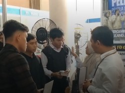 Video: Antusias Pelajar Cari Tempat PKL di Job Fair Jaktim