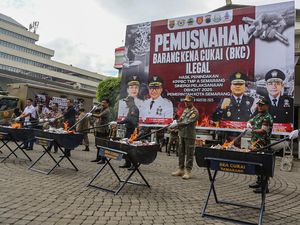 Barang Kena Cukai Ilegal Rp11,3 Miliar Dimusnahkan di Semarang Barang Kena Cukai Ilegal Rp11,3 Miliar Dimusnahkan di Semarang