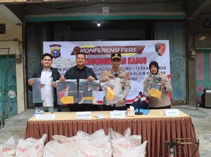 Polres Dumai Bongkar 2 Ton Beras Oplosan, Pemilik Gudang Jadi Tersangka Polres Dumai Bongkar 2 Ton Beras Oplosan, Pemilik Gudang Jadi Tersangka