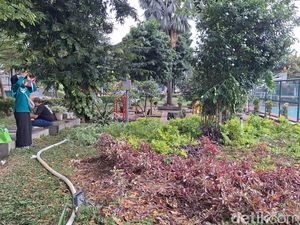 Walkot Eri Sempat Ditelepon Khofifah Soal Taman Apsari Usai Pesta Rakyat