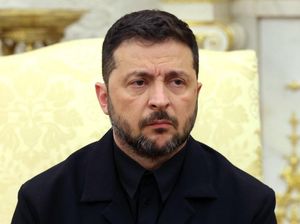 Rusia Gencarkan Serangan ke Ukraina, Zelensky Akan Bertemu Trump Rusia Gencarkan Serangan ke Ukraina, Zelensky Akan Bertemu Trump