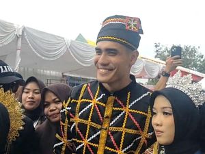 Video: Pecah! Aisar Khaled Joget Aura Farming di Festival Pacu Jalur Riau Video: Pecah! Aisar Khaled Joget Aura Farming di Festival Pacu Jalur Riau