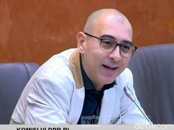 Anggota DPR Usul KAI Sediakan 1 Gerbong Kereta Merokok: Saya Yakin Bermanfaat