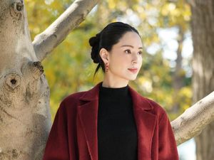 Terlalu Awet Muda, Usia Aktris Bibi Lung Dicurigai Petugas di Bandara Terlalu Awet Muda, Usia Aktris Bibi Lung Dicurigai Petugas di Bandara