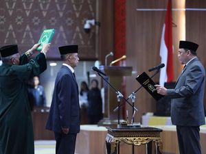 Ganjar Jadi PAW Samsul, Ketua DPRD Sumsel Minta Jalankan Amanah Rakyat Ganjar Jadi PAW Samsul, Ketua DPRD Sumsel Minta Jalankan Amanah Rakyat