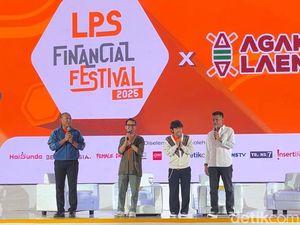 Komedian Agak Laen Meriahkan LPS Financial Festival Medan