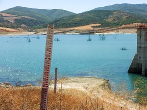 Musim Panas Ekstrem, Waduk di Turki Hampir Mengering