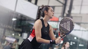 8 Foto Nabila Syakieb Main Padel Bareng Yasmin Wildblood, Cantik Tanpa Makeup