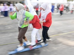 15+ Lomba 17 Agustus untuk Ibu-ibu: Lucu, Seru, dan Menghibur