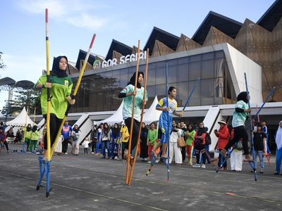 Lestarikan Budaya, Warga Samarinda Ramaikan Lomba Olahraga Tradisional
