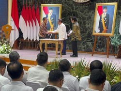 Pramono Luncurkan e-Garansi, Harap Bisa Permudah Kredit UMKM di DKI