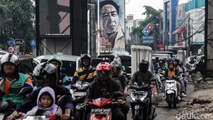 Proyek Trotoar Bikin Lalin Jalan Fatmawati Kusut