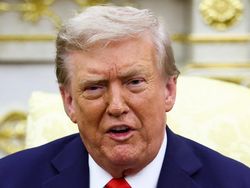 Trump Bilang Sekutu AS Siap Lawan Hamas Jika Diminta