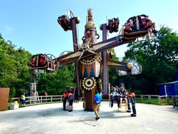 Wahana Adrenalin Rusak, 32 Pengunjung Terjebak Selama 1 Jam