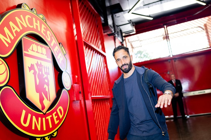 2229872755 MANCHESTER, ENGLAND - AUGUST 17: Manchester United Head Coach / Manager Ruben Amorim arrives prior to the Premier League match between Manchester United and Arsenal at Old Trafford on August 17, 2025 in Manchester, United Kingdom. (Photo by Ash Donelon/Manchester United via Getty Images)