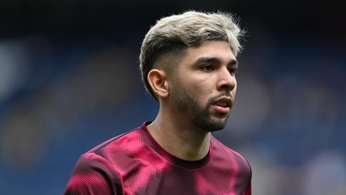 LONDON, ENGLAND - APRIL 13: Julio Enciso of Ipswich looks on ahead of the Premier League match between Chelsea FC and Ipswich Town FC at Stamford Bridge on April 13, 2025 in London, England. (Photo by Mike Hewitt/Getty Images)