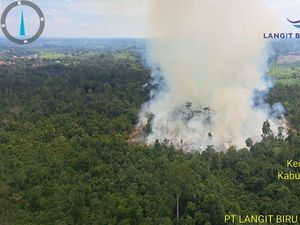 Lahan Gambut 5 Hektare di Muba Terbakar, Halikopter Lakukan Water Bombing