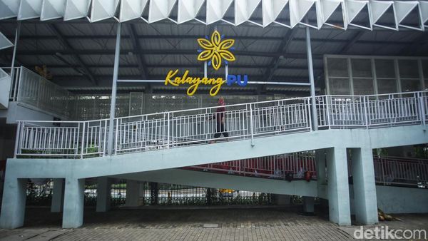 Menengok Kalayang PUPR, Kantin Melayang di Atas Trotoar