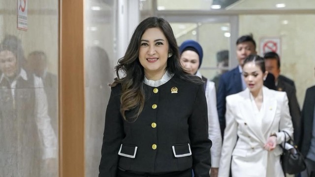 Update Informasi Selebriti InsertLive : Akun Instagram Nafa Urbach Hilang