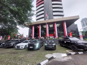 KPK Jadi Showroom Dadakan, Nissan GTR-BMW Terkait OTT Wamenaker Dipamerkan KPK Jadi Showroom Dadakan, Nissan GTR-BMW Terkait OTT Wamenaker Dipamerkan