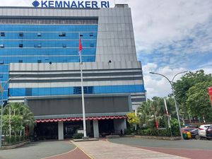 Ruang K3 Kemnaker Disegel KPK Usai OTT Wamenaker Immanuel Ebenezer Ruang K3 Kemnaker Disegel KPK Usai OTT Wamenaker Immanuel Ebenezer