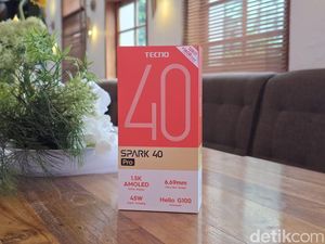 Unboxing Tecno Spark 40 Pro: HP Rp 1 Jutaan untuk Mobile Gaming Unboxing Tecno Spark 40 Pro: HP Rp 1 Jutaan untuk Mobile Gaming