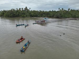 2 Gadis ABG Tenggelam di Pantai Sailolof Raja Ampat, 1 Orang Tewas-1 Hilang 2 Gadis ABG Tenggelam di Pantai Sailolof Raja Ampat, 1 Orang Tewas-1 Hilang