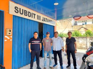 Penusuk Pria di Palembang hingga Tewas Ditangkap, Polisi Amankan Sajam