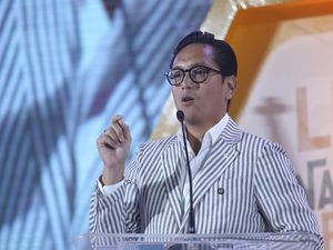 Video: Walkot Medan Rico Waas Beri Tips Jika Merantau ke Jakarta Video: Walkot Medan Rico Waas Beri Tips Jika Merantau ke Jakarta