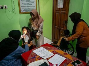 Pemeriksaan Kesehatan Gratis untuk Anak Berkebutuhan Khusus di Karanganyar Pemeriksaan Kesehatan Gratis untuk Anak Berkebutuhan Khusus di Karanganyar
