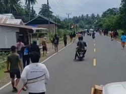 2 Kelompok Warga Bentrok di Jalan Trans Sulawesi Mamuju, Bawa Parang-Tombak