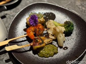 Berada di Atas Ketinggian, Restoran Ini Punya Menu Beef Yakitori Skewers Berada di Atas Ketinggian, Restoran Ini Punya Menu Beef Yakitori Skewers