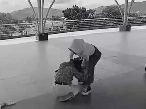 2 Bocah SD Adu Jotos gegara Konten Video Medsos 2 Bocah SD Adu Jotos gegara Konten Video Medsos