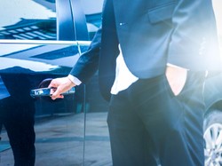 Oknum Polisi Ditangkap Usai Curi Mobil Perwira Mabes Polri Oknum Polisi Ditangkap Usai Curi Mobil Perwira Mabes Polri