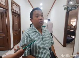 Pansus Hak Angket DPRD Pati Temukan Kejanggalan Mutasi 89 ASN oleh Sudewo Pansus Hak Angket DPRD Pati Temukan Kejanggalan Mutasi 89 ASN oleh Sudewo